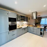 Lilac Luxury Villa Prague
