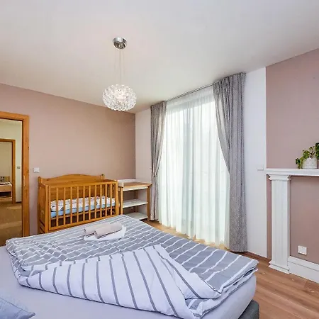 ヴィラ Lilac Luxury Prague Ohrobec